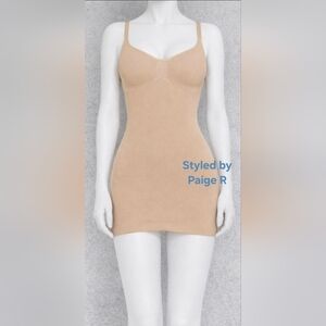 💕NEW SKIMS Seamless Sculpt Shaping Slip Dress Shaper Shapewear Nude SAND M